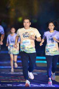 BIB: 
                            <button type="button" onclick="openModal(25219246)" class="btn btn-primary btn-sm float-right btn-popup" data-toggle="modal" data-target=".modal-high-quality">
                        <i class="fas fa-shopping-cart"></i> Add to Cart
                    </button>
                                            <button type="button" onclick="isThisMe(25219246, true)" class="btn btn-success btn-sm float-right btn-popup btn-isme hidden" data-toggle="tooltip" data-placement="bottom" title="นี่คือรูปของคุณใช่ไหม คลิกที่นี่เพื่อเอาเข้าอัลบั้ม">
                        <i class="fas fa-plus"></i> Add to album
                    </button>
                    <button type="button" onclick="isThisMe(25219246, false)" class="btn btn-warning btn-sm float-right btn-popup btn-isnotme hidden">
                        <i class="fas fa-ban"></i> Remove from album
                    </button>